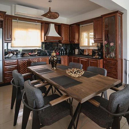 Nisovillas โวโลส ภายนอก รูปภาพ